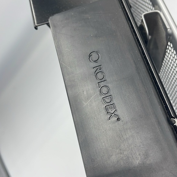 Rubbermaid Rolodex Adjustable Laptop Stand/Riser Aluminum Mesh - Picture 7 of 7